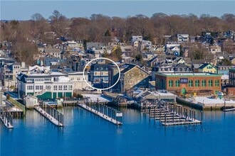 3 Howard St in Newport, RI - Foto de edificio - Building Photo