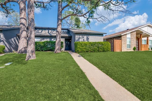 2735 St George Pl in Arlington, TX - Building Photo