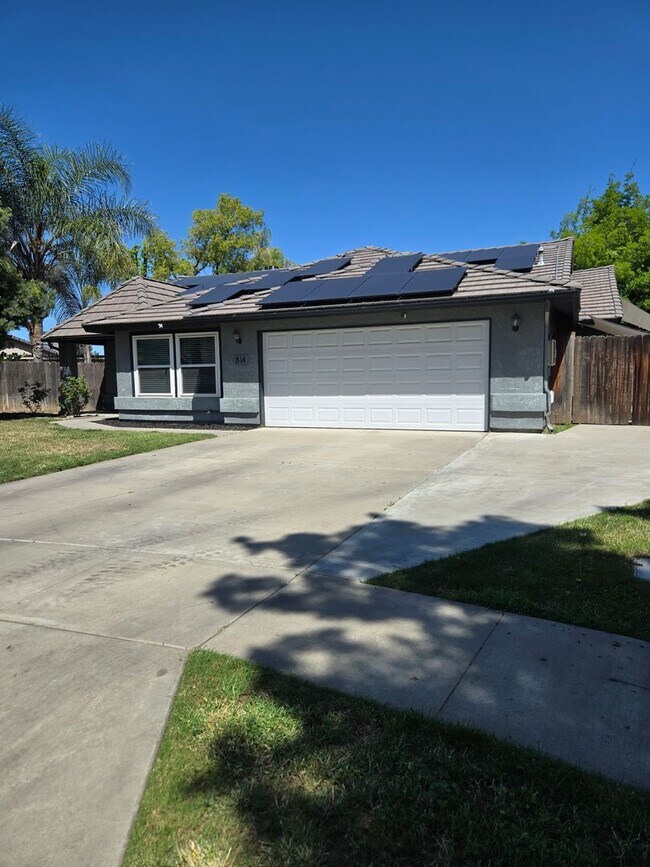 814 Heath Ct in Lemoore, CA - Building Photo - Building Photo
