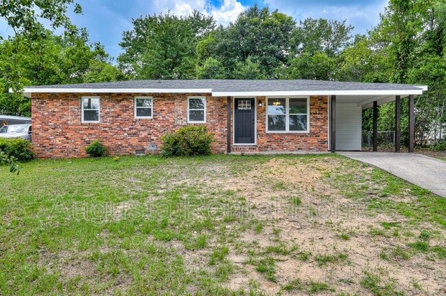 1406 Ridgewood Dr