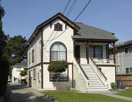 1341 Pearl St in Alameda, CA - Building Photo