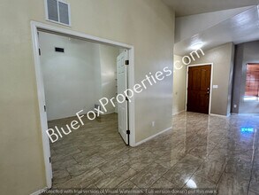3011 W Corte Olivia in Tucson, AZ - Building Photo - Building Photo