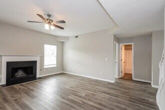 265 Redding Ridge in Atlanta, GA - Building Photo - Building Photo