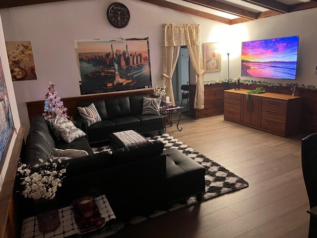 2035 Jo An Dr, Unit 2035, Unit 2035