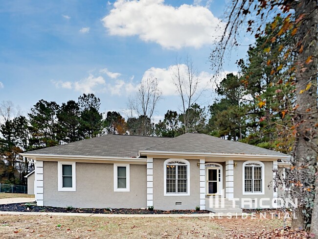 610 N Oakland Cir in Mcdonough, GA - Building Photo - Building Photo