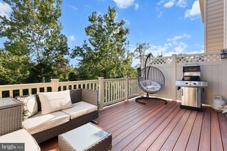 5243 Stream Bank Ln in Greenbelt, MD - Building Photo - Building Photo