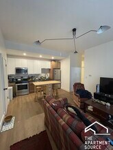1456 N Kedzie Ave in Chicago, IL - Building Photo - Building Photo