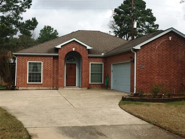 property at 7206 N Fawn River Cir
