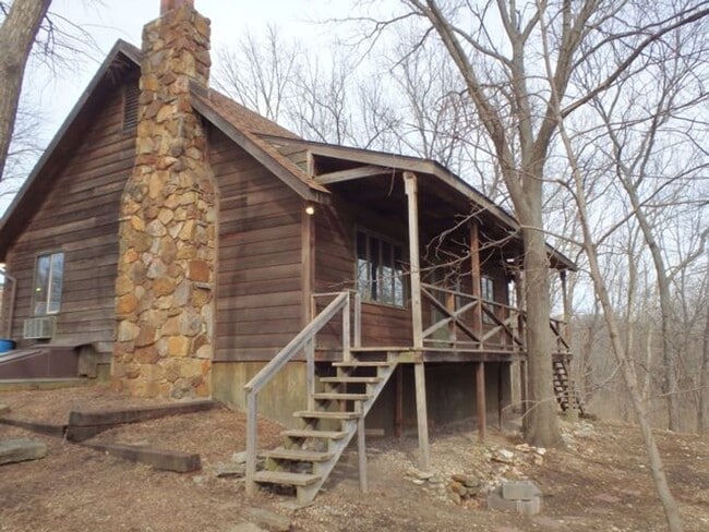 11 E Phyllis Ave in Columbia, MO - Building Photo - Building Photo