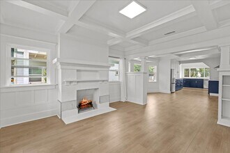 1980 Summit Ave in Pasadena, CA - Building Photo - Building Photo