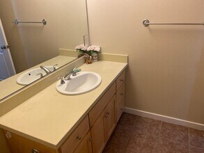 856 Avery Dr in Mountain View, CA - Building Photo - Building Photo