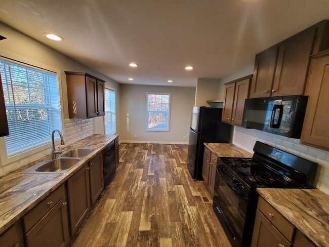 25 Bluebird Hill Dr in Orion Township, MI - Building Photo - Building Photo