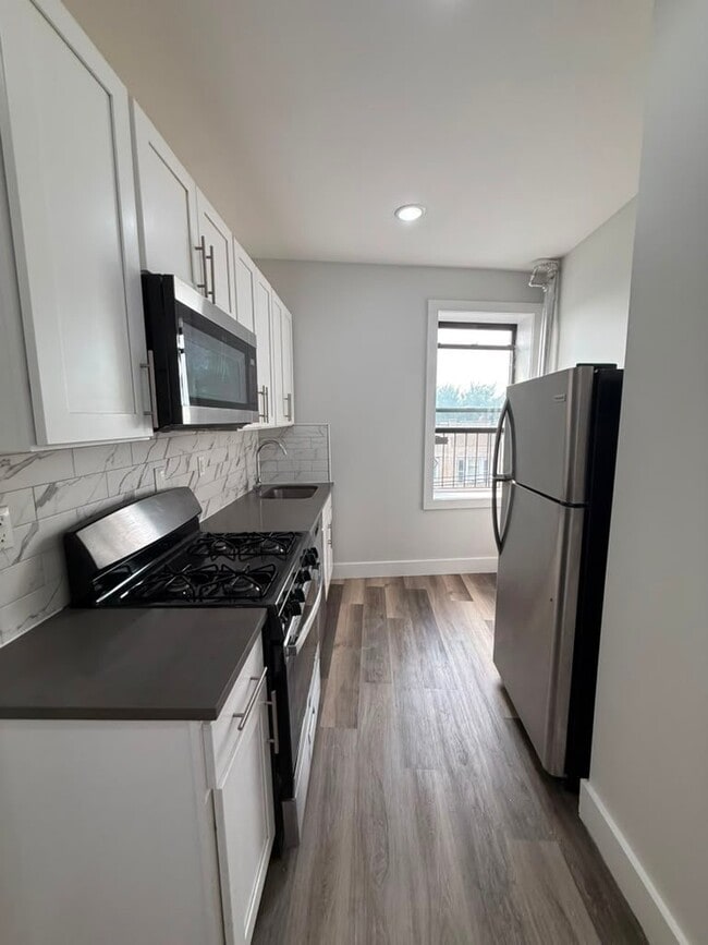 158 Bergen Ave, Unit 45