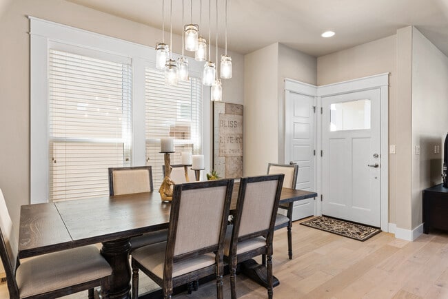 Cadence Cottages at Paramount in Meridian, ID - Foto de edificio - Building Photo