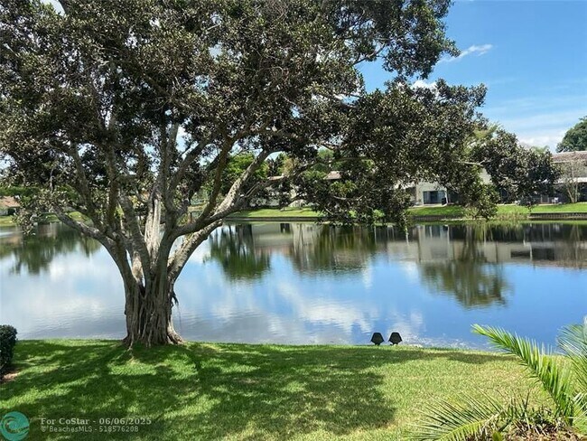property at 134 Wimbledon Lakes Dr