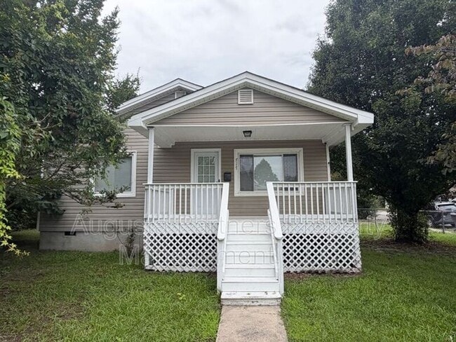 property at 717 Eve St