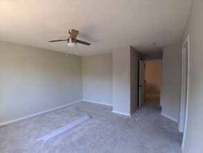 4160 Raptor Rd in Eagan, MN - Building Photo - Building Photo