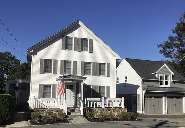 property at 98 North St