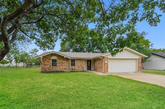 1008 N 4th St in Princeton, TX - Building Photo - Building Photo