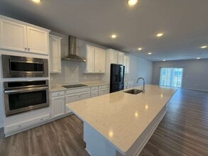 5912 Whitehurst Ln in Richmond, VA - Building Photo - Building Photo