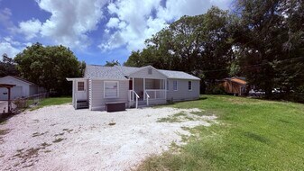 5224 Bragg Rd in Jacksonville, FL - Building Photo