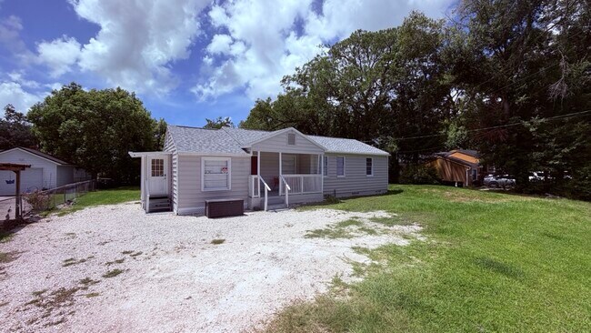 5224 Bragg Rd