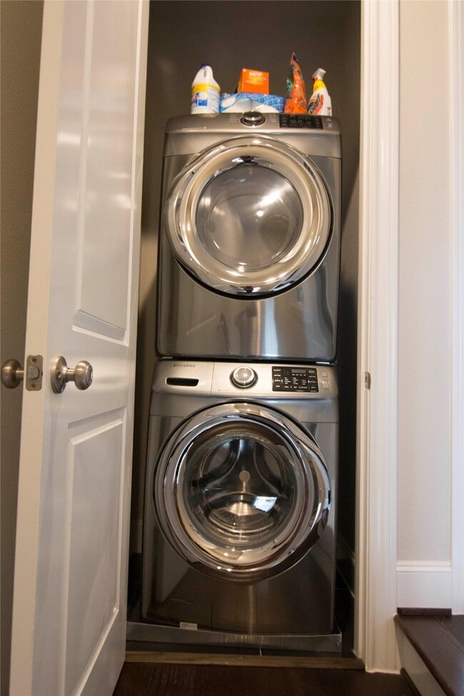 property at 616 Delano St