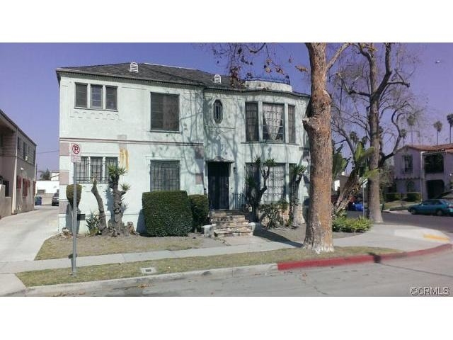 2601 W 42nd St in Los Angeles, CA - Building Photo - Building Photo