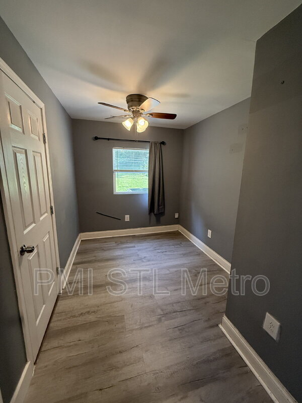 528 Royal Ave in Ferguson, MO - Building Photo - Building Photo