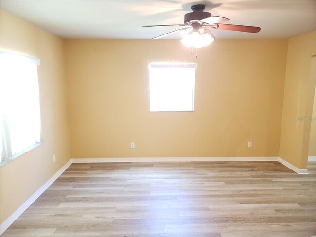 1364 Fairway Dr in Lakeland, FL - Building Photo - Building Photo