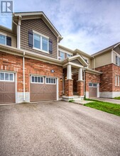 36 Arbourview Cres in Kitchener, ON - Building Photo - Building Photo