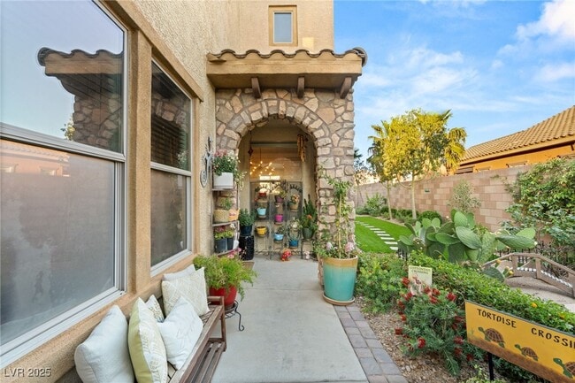 1056 Via Canale Dr in Henderson, NV - Building Photo - Building Photo