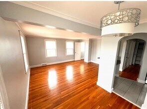 15 Alpheus Rd, Unit 2 in Boston, MA - Building Photo - Building Photo