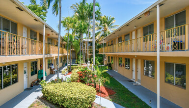 Middle River Apartments in Fort Lauderdale, FL - Building Photo - Building Photo