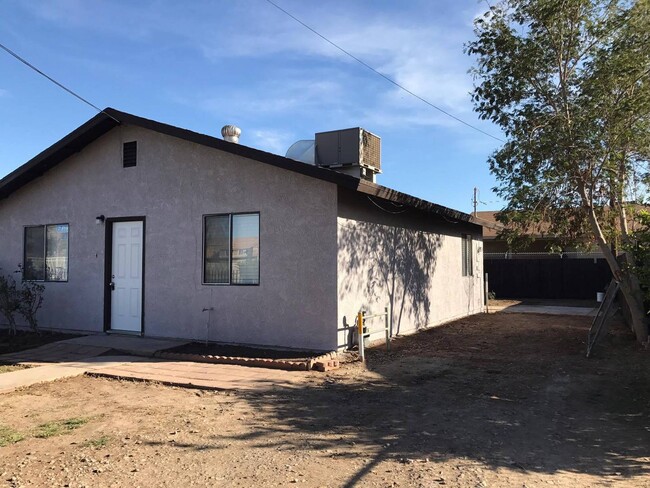 1414 H St in Brawley, CA - Building Photo - Building Photo