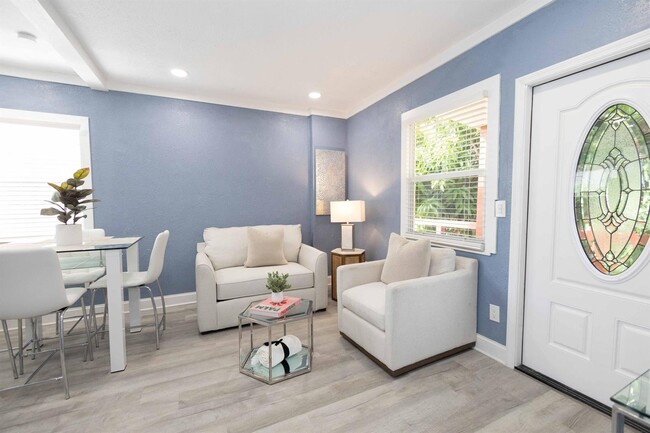 420 Avenida Alegre, Unit 4 in West Palm Beach, FL - Building Photo - Building Photo