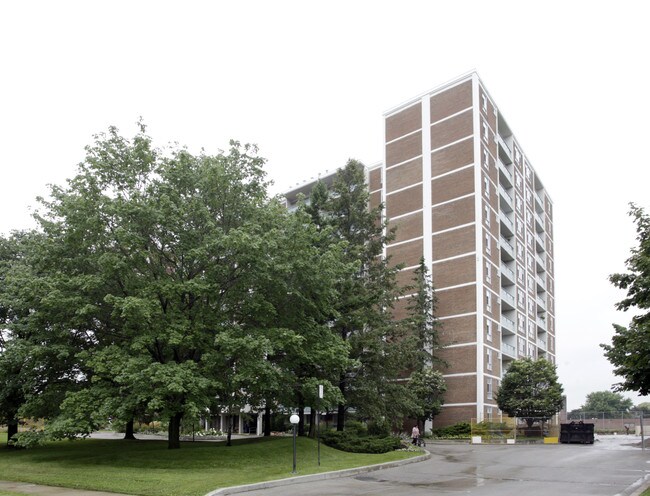 Golden Gates in Toronto, ON - Building Photo - Primary Photo