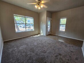 302 Windridge Village Cove in Georgetown, TX - Building Photo - Building Photo