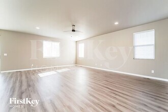 27062 E Ellsworth Ave in Aurora, CO - Building Photo - Building Photo