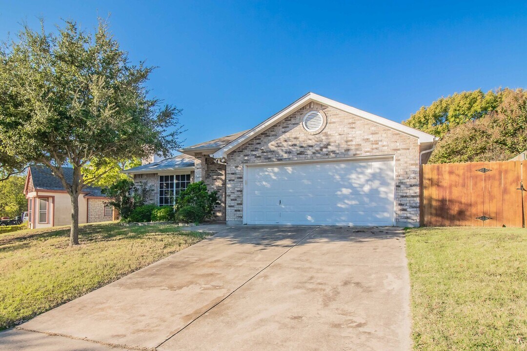 436 Hillside Dr in Aledo, TX - Building Photo