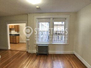 1167 Boylston St in Boston, MA - Building Photo - Building Photo