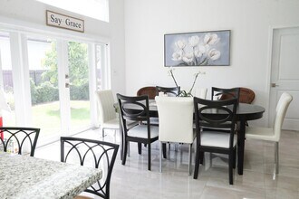 14758 SW 39th Terrace in Miami, FL - Building Photo - Building Photo