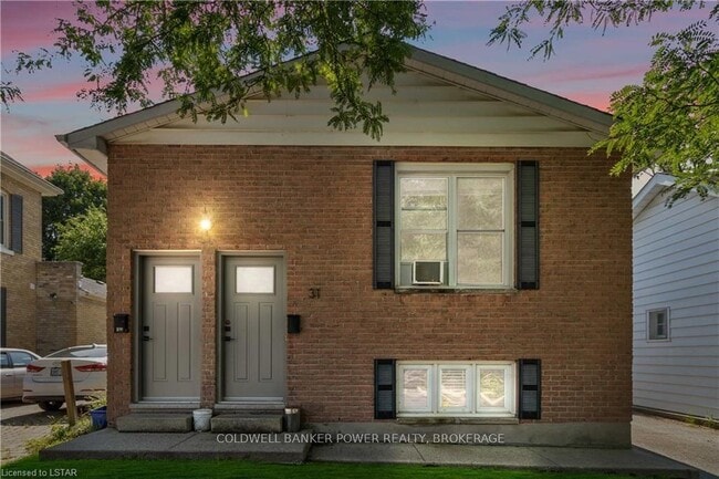 property at 31 Palace St