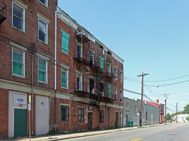 289 W McMicken Ave in Cincinnati, OH - Building Photo