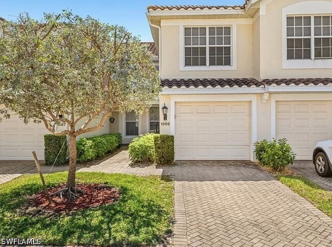 property at 1315 Henley St