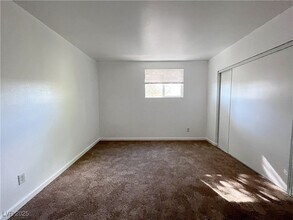 1309 N 23rd St, Unit 4 in Las Vegas, NV - Building Photo - Building Photo