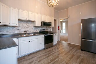 501 Gay St, Unit 1 in Phoenixville, PA - Building Photo - Building Photo