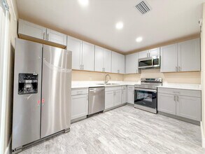 1759 N Congress Ave in West Palm Beach, FL - Building Photo - Building Photo