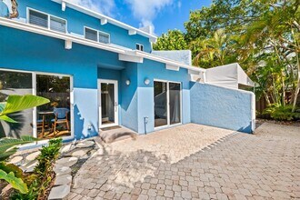 219 NE 17th Ave in Fort Lauderdale, FL - Building Photo - Building Photo