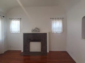 1882 Corson St in Pasadena, CA - Foto de edificio - Building Photo